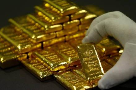 Gold prices, Federal Reserve, US interest rate cuts, US gold futures,  SPDR Gold Trust