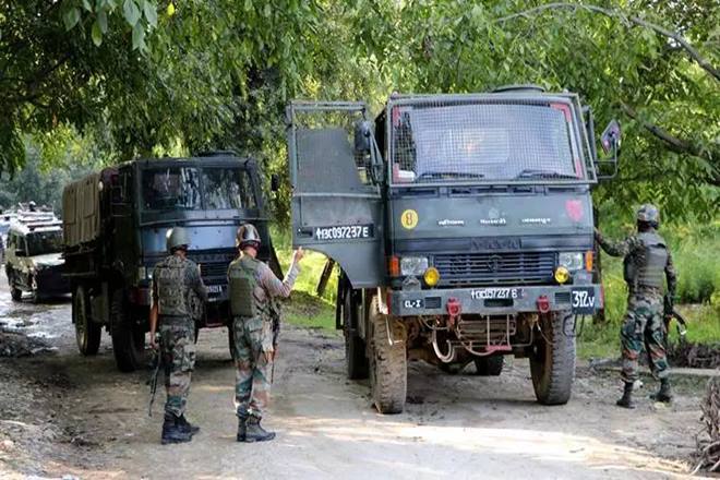 alert in jammu and kashmir, amarnath yatra pilgrims, security alert in jammu, ladakh, UK, germany, australia, Ladakh, gulmarg, Sonmarg