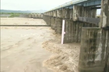 Yamuna Delhi Flood, delhi weather, hathni kund, delhi news, cloud burst, flood in delhi, yamuna river, yamuna, hathnikund barrage, hathnikund, punjab flood, haryana news live, delhi rain, delhi news latest