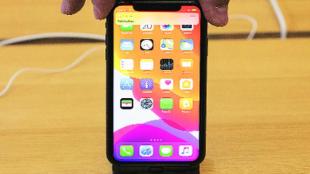 The iPhone 11 is also a good handycam replacement because you can shoot 4K at 60FPS using both the lenses and this ability to switch to ultra-wide for video is seamless.