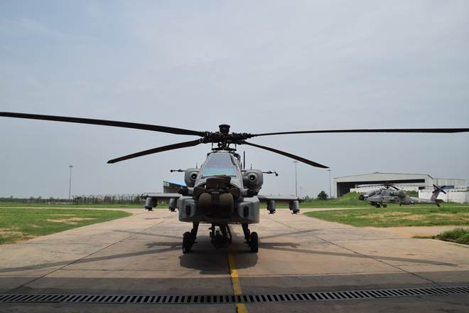 Apache HELICOPTER