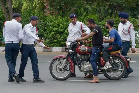 Gujarat, Uttarakhand and more to slash penalties: Motor Vehicles Act implementation status of 17 states