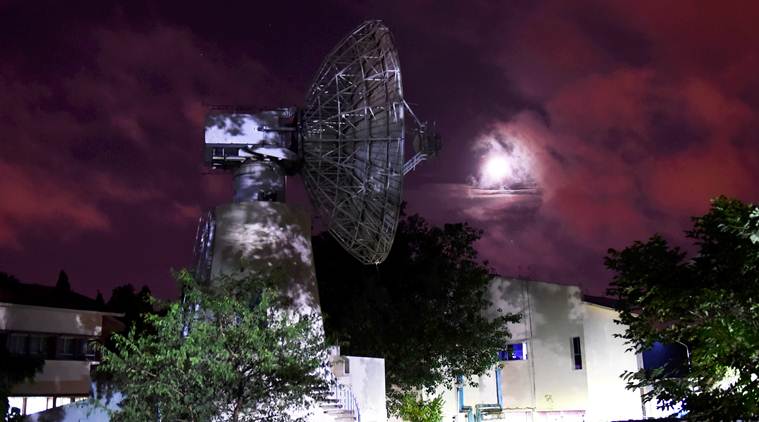 Chandrayaan 2, Chandrayaan 2 landing time, Chandrayaan 2 live, Chandrayaan 2 status, Chandrayaan 2 updtaes, Chandrayaan 2 live video, Chandrayaan 2 failure, Chandrayaan 2 cost