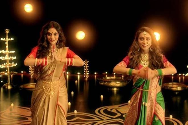 Trinamool Congress, Lok Sabha MPs, Nusrat Jahan, Mimi Chakraborty, Durga Puja, Durga Puja celebration, Durga Puja songs, Durga Puja in west bengal, Durga Puja festival, TMC, Jadavpur, Basirhat, parliamentarians, Ashey Maa Durga Shey, Ashey Maa Durga Shey songs