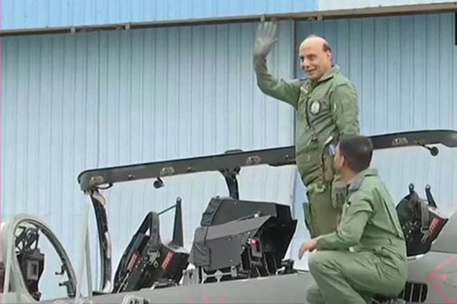 Rajnath Singh, Rajnath Singh flies Tejas, Defence Minister, light combat aircraft , HAL, Light Combat Aircraft, MiG-21 Bison aircraft, DRDO Rajnath Singh, Rajnath Singh flies Tejas, Defence Minister, light combat aircraft , HAL, Light Combat Aircraft, MiG-21 Bison aircraft, DRDO