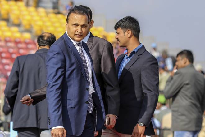 Anil Ambani, chairman of Reliance Group, looks on while attending the opening ceremony of the Aero India air show at Air Force Station Yelahanka in Bengaluru, India, on Tuesday, Feb. 14, 2017. More than 750 global and Indian companies will attend the international show which runs through Feb. 18. Photographer: Dhiraj Singh/Bloomberg