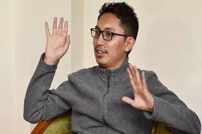 The need is to tread on a "middle path" between the development and the local interests, such that both the Ladakhis as well as rest of India benefit, he said. The need is to tread on a "middle path" between the development and the local interests, such that both the Ladakhis as well as rest of India benefit, he said.