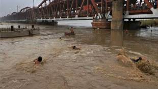 uttar pradesh, Flood water, district jail, up flood, uttar pradesh flood