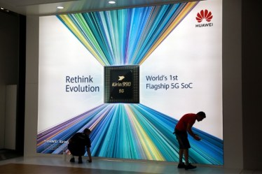 Huawei announced its 5G-enabled Kirin 990 5G processor at IFA 2019 (Source: Bloomberg)
