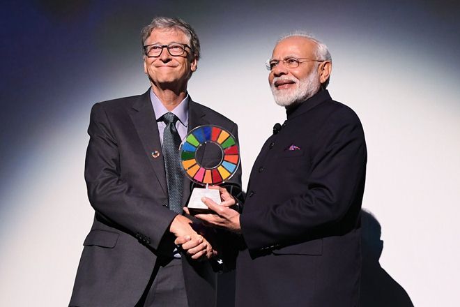 Global Goalkeeper, Global Goalkeeper award, PM Modi, Swachh Bharat Abhiyan, Melinda Gates, bill gates, Bill and Melinda Gates foundation, cleanliness mission, india news