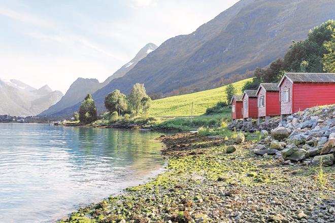 peace, relaxation, relaxing place, Blue Lagoon, Iceland, Lake Louise, Alberta, Canada, Seven Sisters, East Sussex, England,  Rio Celeste Falls, Costa Rica, Nordfjord, Norway, Lumahai Beach, Kauai, Hawaii, Navagio Beach, Greece