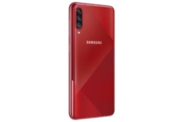 Samsung Galaxy A70s puts 64-megapixel triple cameras on Rs 29k phone