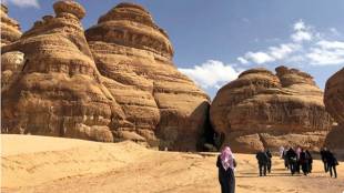 Holiday in Saudi Arabia, Saudi Arabia, Saudi Arabia visa, Saudi Arabia tourist visa, Saudi women, saudi online e-visa, saud arabia tourism