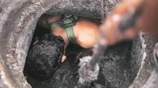 Delhi, cleaning sewer, manual scavenging,  Arvind Kejriwal, Ayushman Bharat, india news, National Commission for Safai Karamchari, NCSK