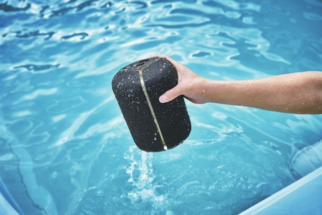 Sony SRS-XB402M review: Amazon Alexa drives the speaker with ‘premium’ sound