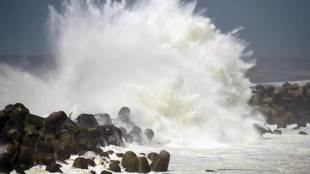 Powerful typhoon, typhoon Faxai, Tokyo typhoon, Tokyo Bay, Tateyama