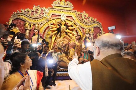 Union home minister and the BJP national president Amit Shah, who was here on Tuesday to address a seminar on NRC, also inaugurated a puja pandal in Salt Lake, on the eastern fringes of the city. (Twitter image)