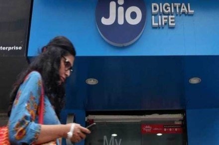 With Jio recovering IUC from its subscribers, the move would give incumbents an opportunity to hike tariffs too.