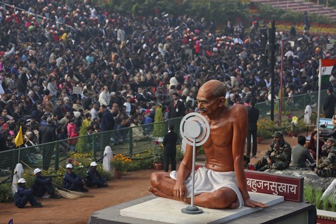 mahatma gandhi jayanti, mahatma gandhi per nibandh, mahatma gandhi ke bare mein, gandhi jayanti, modi ke samachar, modi news, modi vs gandhi, gandhi modi sarkar, congress, bjp, bjp vs congress