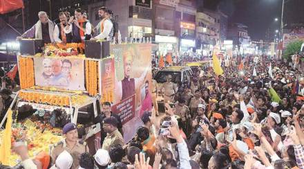 Devendra Fadnavis defends raising Kashmir issue during Maharashtra Assembly elections.