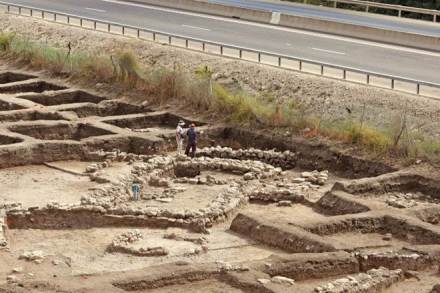 Ancient city, excavation of Ancient city, 5000 year old city, Israel, remains of ancient city, archaeology, excavation, Israel Antiquities Authority, ancient city in Israel,