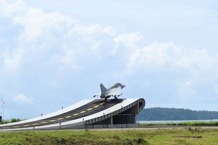LCA, Tejas, Tejas flight test, INS Hansa