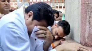 firoz khan, samajwadi party leader, sp leader crying video