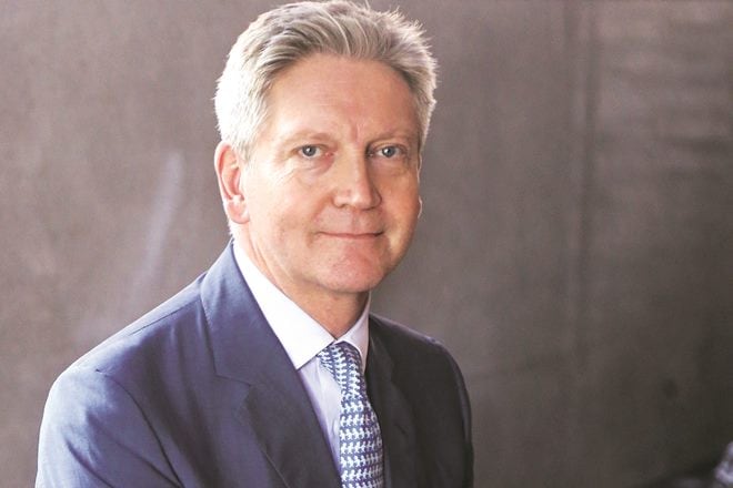 Job reduction, Indian ops, Stuart Lewis, Chief risk officer, Deutsche Bank AG, industry news, banking news, Banking and Finance, 