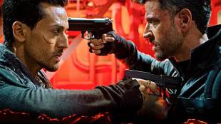 War, war box office collection, war movie review, war movie collection, war first day collection, war full movie, war rating, hrithik roshan, hrithik roshan movie, hrithik roshan war, hrithik roshan war movie review, hrithik roshan new movie