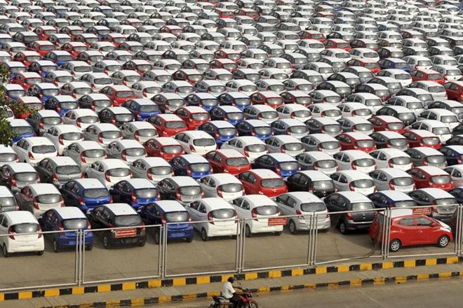 car inventory, siam, fada, auto crisis, auto slowdown, car sales, maruti, hyundai,