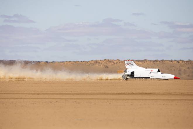 Meet Bloodhound LSR: A vehicle with Rolls-Royce jet engine and ambition to break 1600 km/h barrier on land!