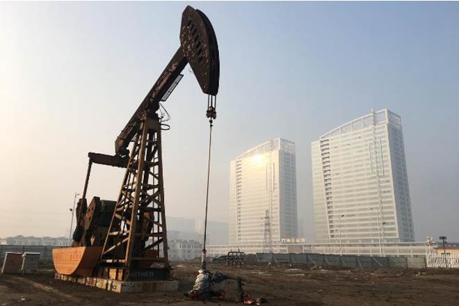 Oil prices, US stocks, global economic slowdown, US crude oil futures,  global economy, Brent crude oil futures