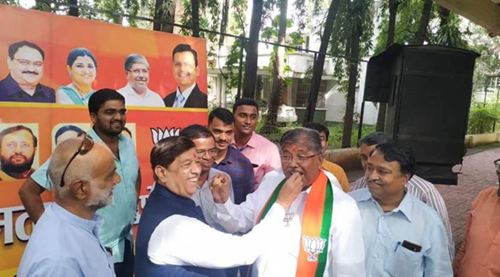 Maharashtra Assembly, Akhil Bhartiya Brahman Mahasangh, BJP leader Chandrakant Patil, Kothrud election, Maharashtra Assembly election, October 21, Maharashtra BJP chief Patil, Maharashtra BJP chief Patil, Anand Dave, Mahasangh, Mayuresh Argade