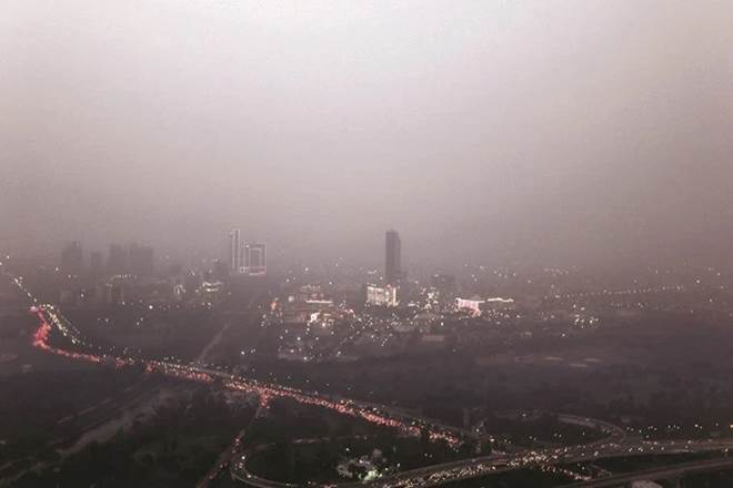 Delhi air quality, delhi air quality index, Anand Vihar, Delhi Pollution Control Committee, Manish Sisodia, AQI value, Arvind Kejriwal Delhi air quality, delhi air quality index, Anand Vihar, Delhi Pollution Control Committee, Manish Sisodia, AQI value, Arvind Kejriwal