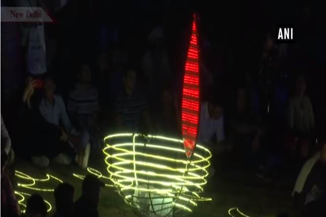 Diwali celebrations, Diwali celebrations in delhi, Connaught Place, arvind kejriwal, Manish Sisodia, Anil Baijal, diwali celebration 2019