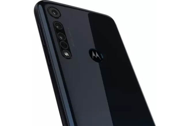 Motorola’s new smartphone is for those who love clicking macro shots