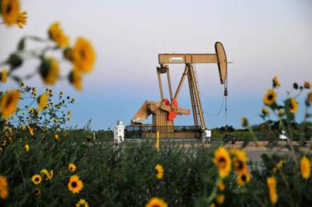 Oil prices, Brent crude futures, Federal Reserve, Gasoline stocks, US crude oil, Crude stocks Oil prices, Brent crude futures, Federal Reserve, Gasoline stocks, US crude oil, Crude stocks