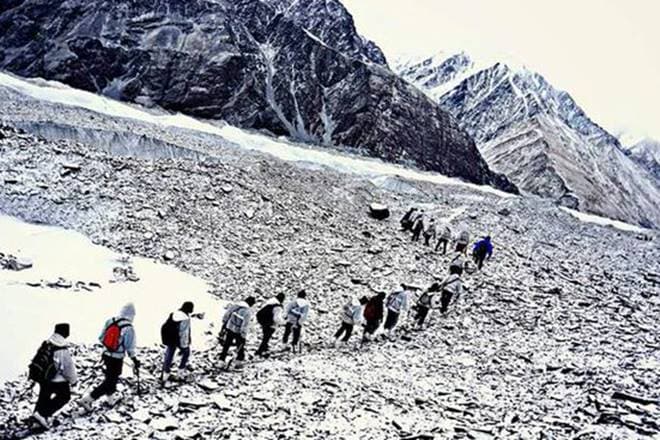 Siachen glacier, pakistan, india pakistan relations, indo pak issue, Siachen Glacier, Siachen Glacier trek, Nubra Valley, Rajnath Singh, Leh Ladakh, Turtuk, Siachen base camp trek, how to visit siachen, siachen travel guide