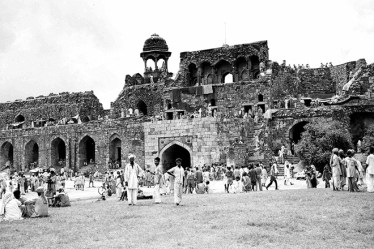 A Gujarat Here, A Gujarat There, historical work, book review, Gujrat Pakistan Se Gujarat Hindustan, Gujrat, Pakistan, Gujarat, Hindustan, Partition vvvv