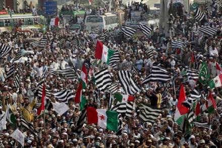 Rehman had led a caravan of supporters, dubbed the ‘Azadi' March, to Islamabad last week in an attempt to pressure Khan to step down. 