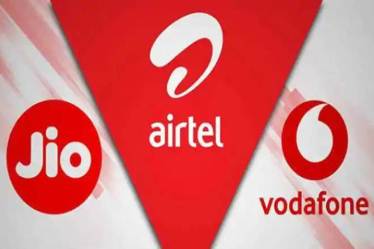 Reliance Jio vs Airtel vs Vodafone: A comparison of prepaid recharge plans priced under Rs 200 that come with daily data benefits.