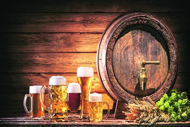 Even abroad, few beers dare to change the standard packaging format from 330ml and in India we have the odd 650ml bottle too.