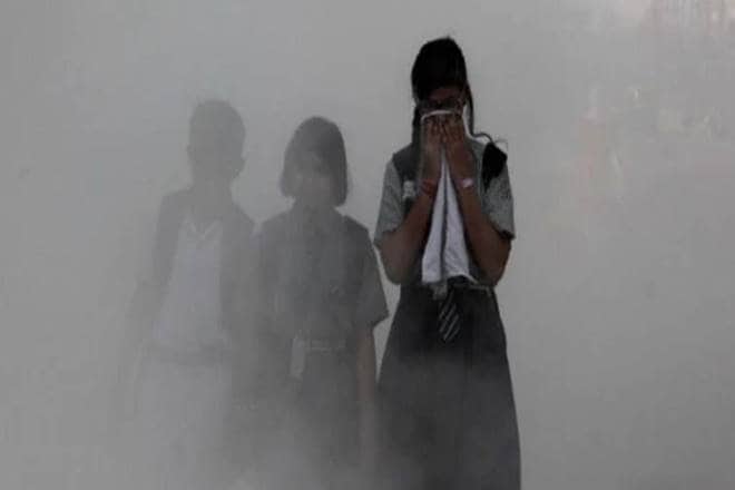 Delhi's air quality index, Delhi Toxic pollution, Delhi aqi, World Health Organisation, Air pollution, environment, pregnancy, lung health, lifestyle, healthy lifestyle, delhi air pollution, air pollution effects, health, asthma, respiratory diseases, pollution levels, air pollutants, foetus