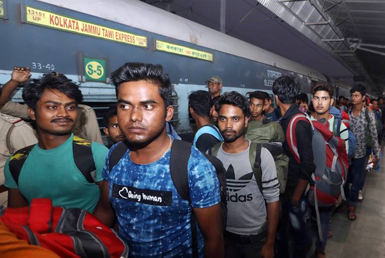 restrictions in srinagar, jammu and kashmir, article 370, Kashmiri Muslims, Farooq Abdullah, Friday prayers restrictions in srinagar, jammu and kashmir, article 370, Kashmiri Muslims, Farooq Abdullah, Friday prayers