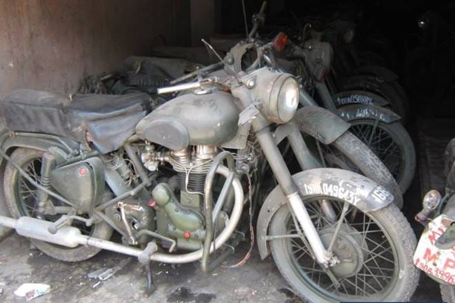 And now, the most popular one that is sought out the most. The very first lot of Royal Enfields that ever arrived in India decades ago was brought here for use by the Army. The Indian Army still uses RE motorcycles and ever so often old ones are replaced with new units making way for interesting auctions. If you can get your hands on a 1985 model, you're in luck. (Photo: Bikes4sale)