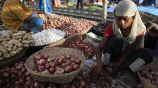 onion price in delhi, onion price, onion price in delhi today, onion price in delhi mandi, onion price in delhi 2019, onion price today, onion price rise