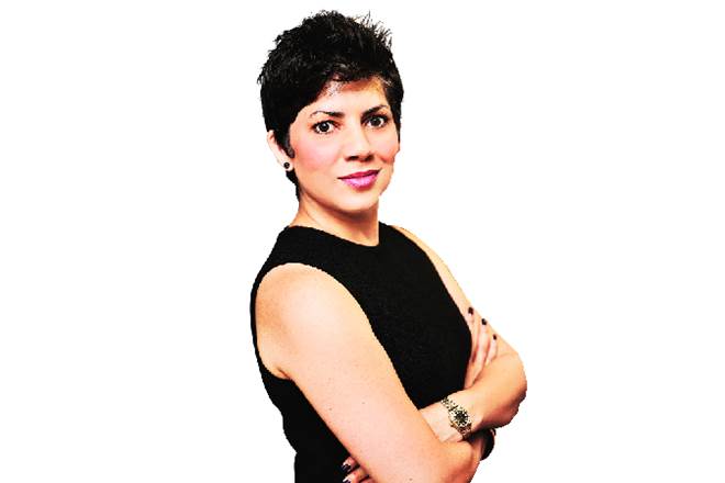 Nikki Mendonça, accenture