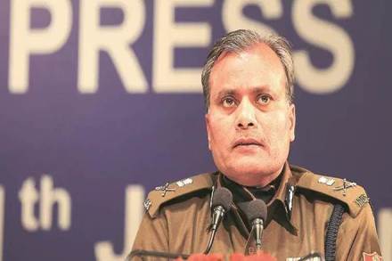 delhi police, lawyers clash, tis hazari clash, police lawyers fight, tis hazari fight, delhi police clash lawyers, parking fight, amulya patnaik, delhi police amulya patnaik
