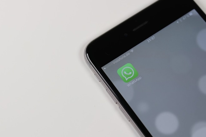 WhatsApp's new update for Android has a Snapchat feature