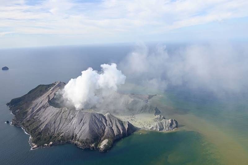 new zealand, new zealand volcano, new zealand volcano erupts, new zealand volcano map, new zealand volcano tour, new zealand volcanoes active, new zealand volcano park, new zealand tourism